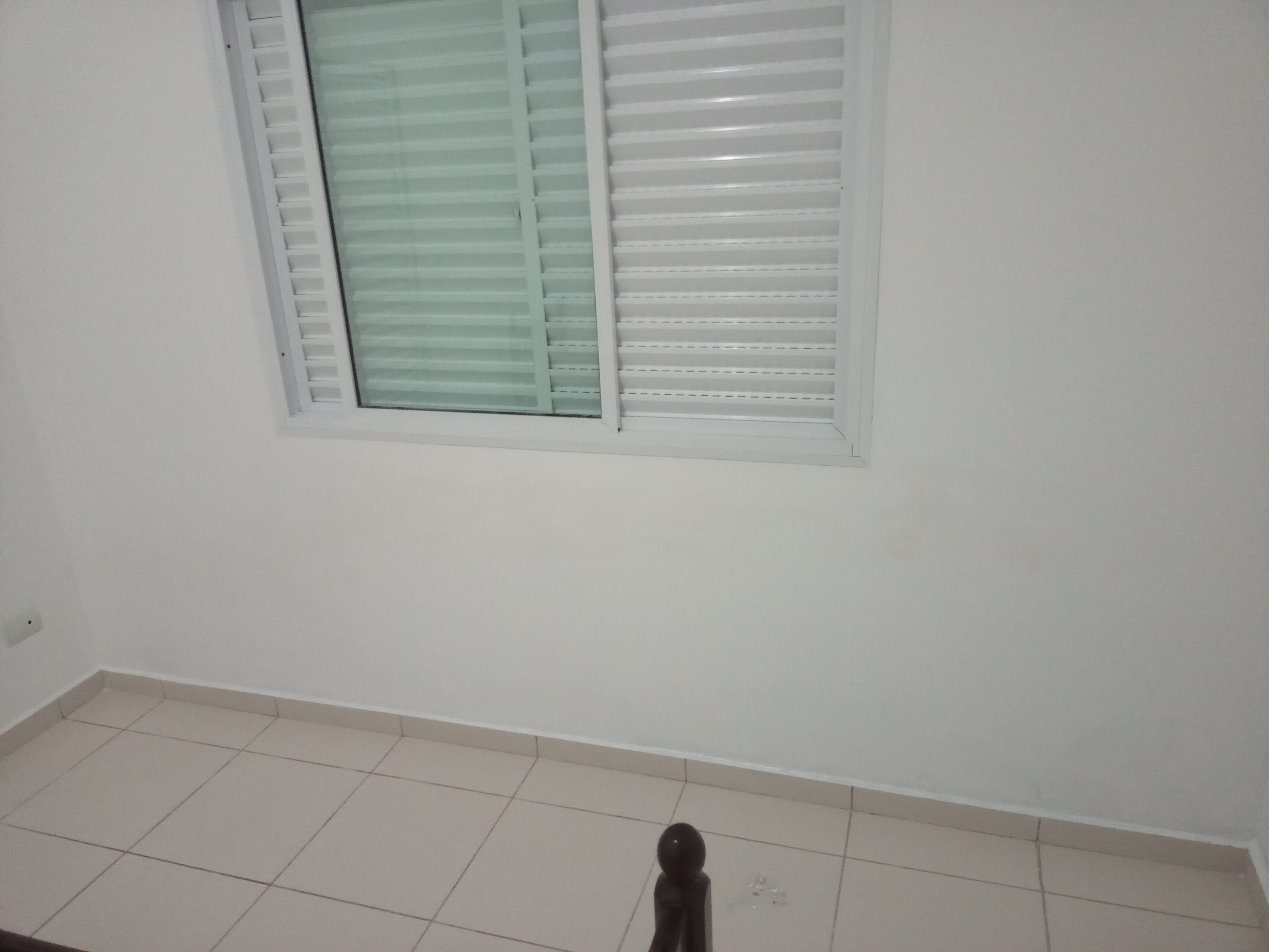 Rodapé depois da pintura interna em Peruíbe - Iego Pintor
